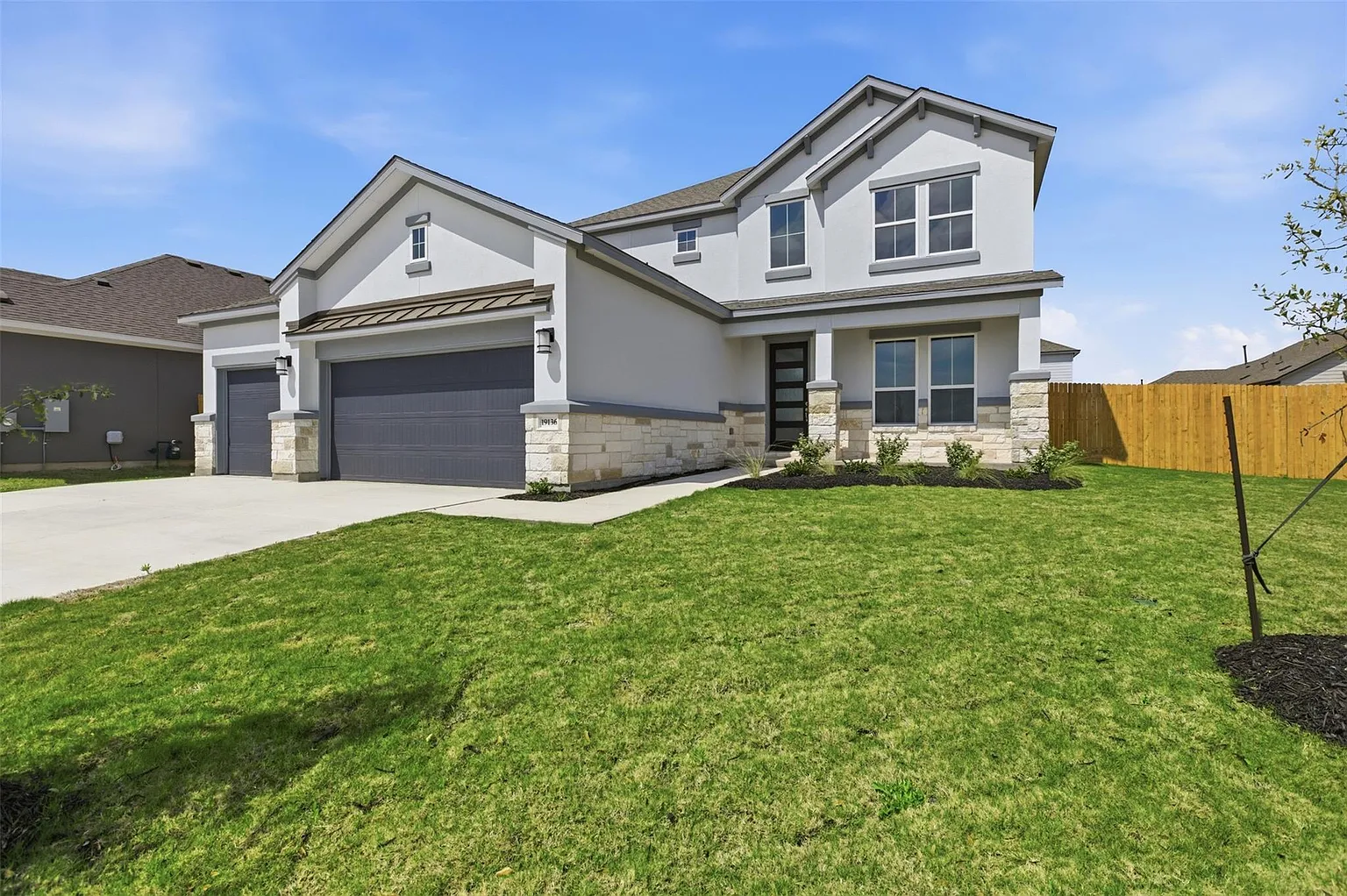 Bennington 2434 S 3CG